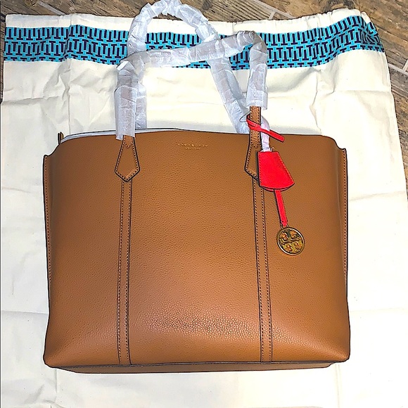Brand new Tory Burch purse tan with gold accents - Picture 1 of 3